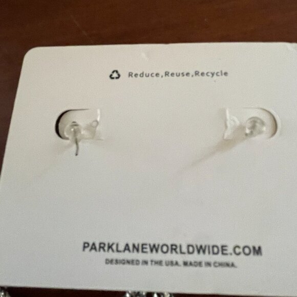 Bundle 3 for $12. Park Lane Lightweight Silver Toned Dangle Earrings. - Picture 3 of 3